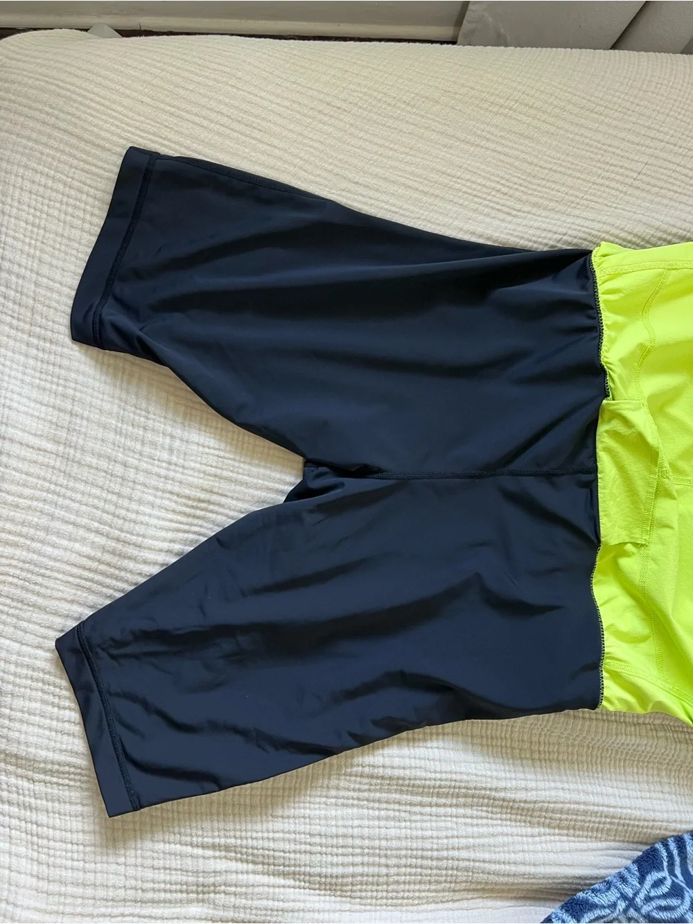 Men’s XL Lululemon athletica Pace Breaker Neon Yellow Athletic Running Shorts - Picture 9 of 10